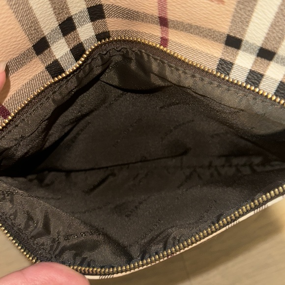 Burberry Foldover Clutch - Picture 5 of 5